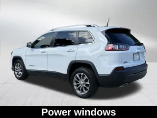 Jeep Cherokee 2021 Latitude Lux 4dr SUV