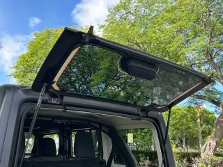 Jeep Wrangler 2025 4x4 Sport S 4dr SUV