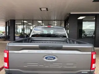 Ford F-150 2023 4x2 XL 4dr SuperCrew 6.5 ft. SB