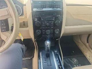 Ford Escape 2010 AWD Limited 4dr SUV
