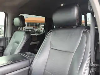 Ford F-250 Super Duty 2019 4x4 XLT 4dr Crew Cab 8 ft. LB Pickup