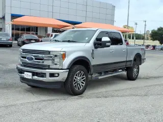 Ford F-250 Super Duty 2019 4x4 XLT 4dr Crew Cab 8 ft. LB Pickup