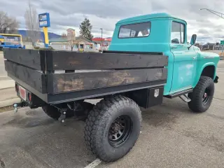1957 Chevrolet 6400 Truck