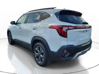 Kia Seltos 2024 S 4dr SUV