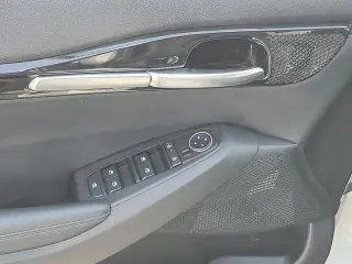 Kia Seltos 2024 S 4dr SUV