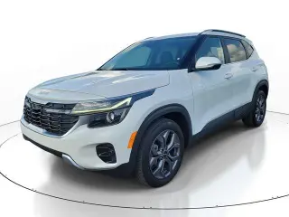 Kia Seltos 2024 S 4dr SUV