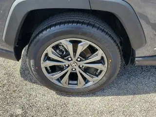 Toyota RAV4 Hybrid 2023 AWD XLE Premium 4dr SUV