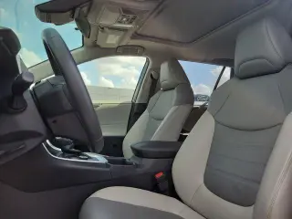Toyota RAV4 Hybrid 2023 AWD XLE Premium 4dr SUV