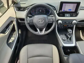Toyota RAV4 Hybrid 2023 AWD XLE Premium 4dr SUV