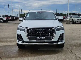 Audi Q7 2025 AWD quattro Premium Plus 55 TFSI 4dr SUV