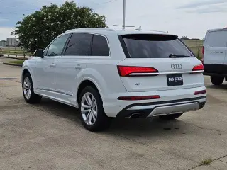 Audi Q7 2025 AWD quattro Premium Plus 55 TFSI 4dr SUV