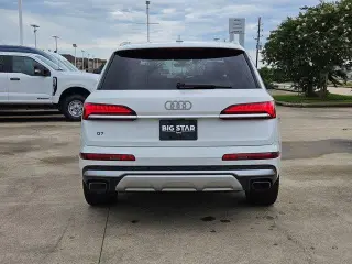 Audi Q7 2025 AWD quattro Premium Plus 55 TFSI 4dr SUV