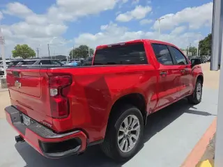 Chevrolet Silverado 1500 2022 4x2 Custom 4dr Crew Cab 5.8 ft. SB