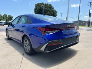 Hyundai ELANTRA 2024 SEL 4dr Sedan