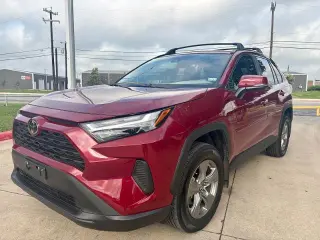 Toyota RAV4 2025 XLE 4dr SUV