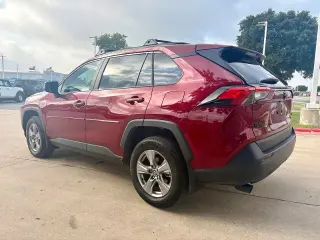 Toyota RAV4 2025 XLE 4dr SUV