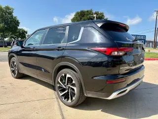 Mitsubishi Outlander 2024 SE 4dr SUV