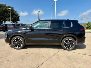 Mitsubishi Outlander 2024 SE 4dr SUV