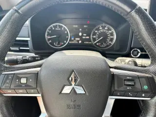 Mitsubishi Outlander 2024 SE 4dr SUV