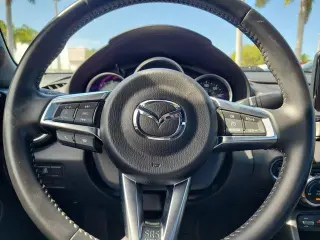 Mazda MX-5 Miata RF 2023 Grand Touring 2dr Convertible 6M