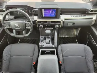Toyota Tacoma 2025 4x4 SR5 4dr Double Cab 5.0 ft SB