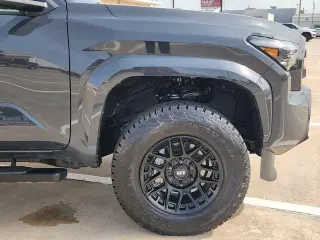 Toyota Tacoma 2025 4x4 SR5 4dr Double Cab 5.0 ft SB