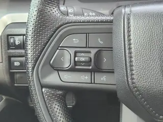 Toyota Tacoma 2025 4x4 SR5 4dr Double Cab 5.0 ft SB