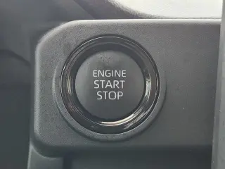 Toyota Tacoma 2025 4x4 SR5 4dr Double Cab 5.0 ft SB