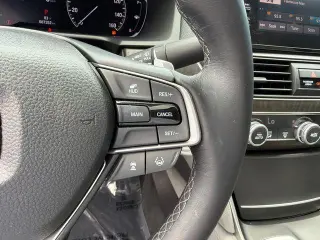 Honda Accord Hybrid 2019 Touring 4dr Sedan