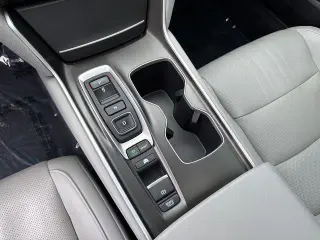 Honda Accord Hybrid 2019 Touring 4dr Sedan