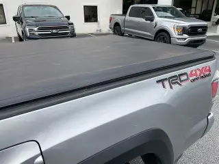 Toyota Tacoma 2022 4x4 SR V6 4dr Double Cab 5.0 ft SB
