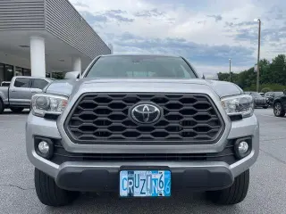 Toyota Tacoma 2022 4x4 SR V6 4dr Double Cab 5.0 ft SB