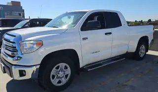 Toyota Tundra 2017 4x2 SR5 4dr Double Cab Pickup SB (5.7L V8)