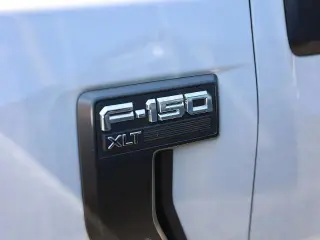 Ford F-150 2023 4x4 Lariat 4dr SuperCrew 5.5 ft. SB