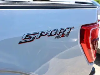 Ford F-150 2023 4x4 Lariat 4dr SuperCrew 5.5 ft. SB