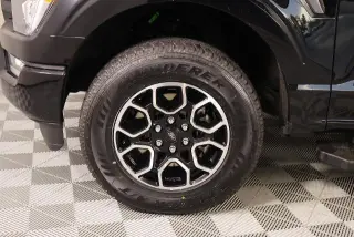 Ford F-150 2023 4x4 XLT 4dr SuperCrew 5.5 ft. SB