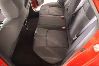 Nissan Sentra 2019 S 4dr Sedan 6M