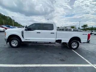 Ford F-250 Super Duty 2023 4x4 King Ranch 4dr Crew Cab 6.8 ft. SB Pickup