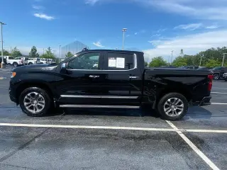 Chevrolet Silverado 1500 2023 4x4 High Country 4dr Crew Cab 5.8 ft. SB