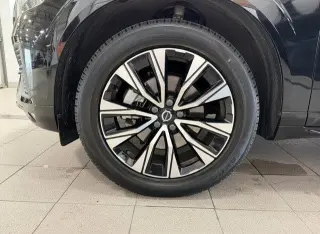 Volvo XC60 2023 AWD B5 Ultimate Bright Theme 4dr SUV
