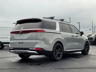 Kia Carnival 2022 SX 4dr Mini-Van