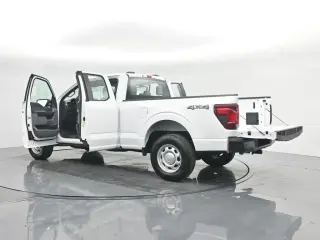 Ford F-150 2024 4x4 XL 4dr SuperCab 6.5 ft. SB
