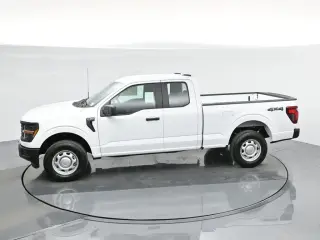 Ford F-150 2024 4x4 XL 4dr SuperCab 6.5 ft. SB
