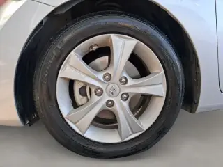 Hyundai ELANTRA 2016 SE 4dr Sedan 6M
