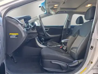 Hyundai ELANTRA 2016 SE 4dr Sedan 6M