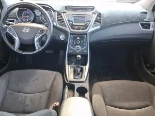 Hyundai ELANTRA 2016 SE 4dr Sedan 6M