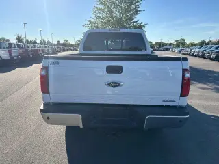 Ford F-250 Super Duty 2016 4x4 King Ranch 4dr Crew Cab 6.8 ft. SB Pickup