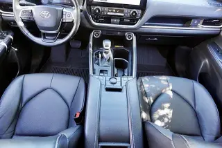 Toyota Grand Highlander 2024 AWD XLE 4dr SUV