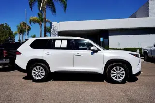 Toyota Grand Highlander 2024 AWD XLE 4dr SUV