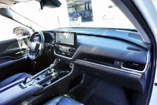 Toyota Grand Highlander 2024 AWD XLE 4dr SUV